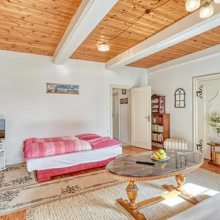 Apartament Amazing In Galmsbull